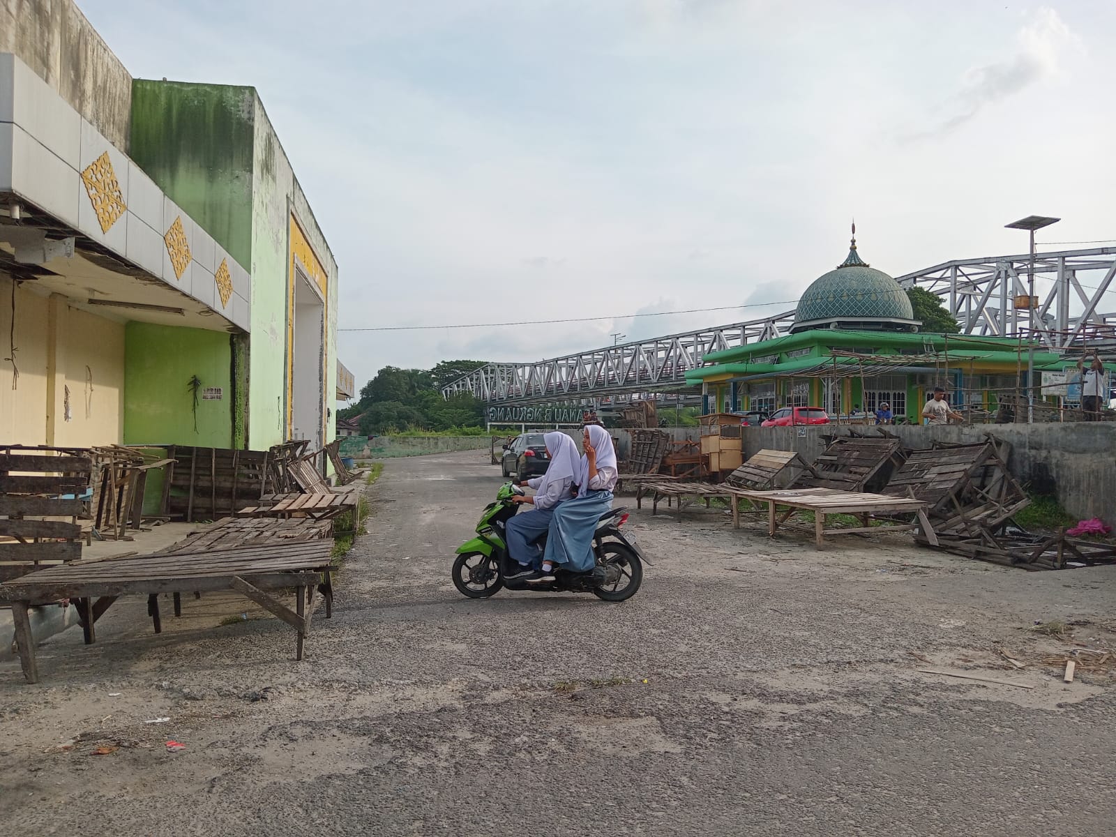 Foto Kunjungan - FOTO_KUNJUNGAN