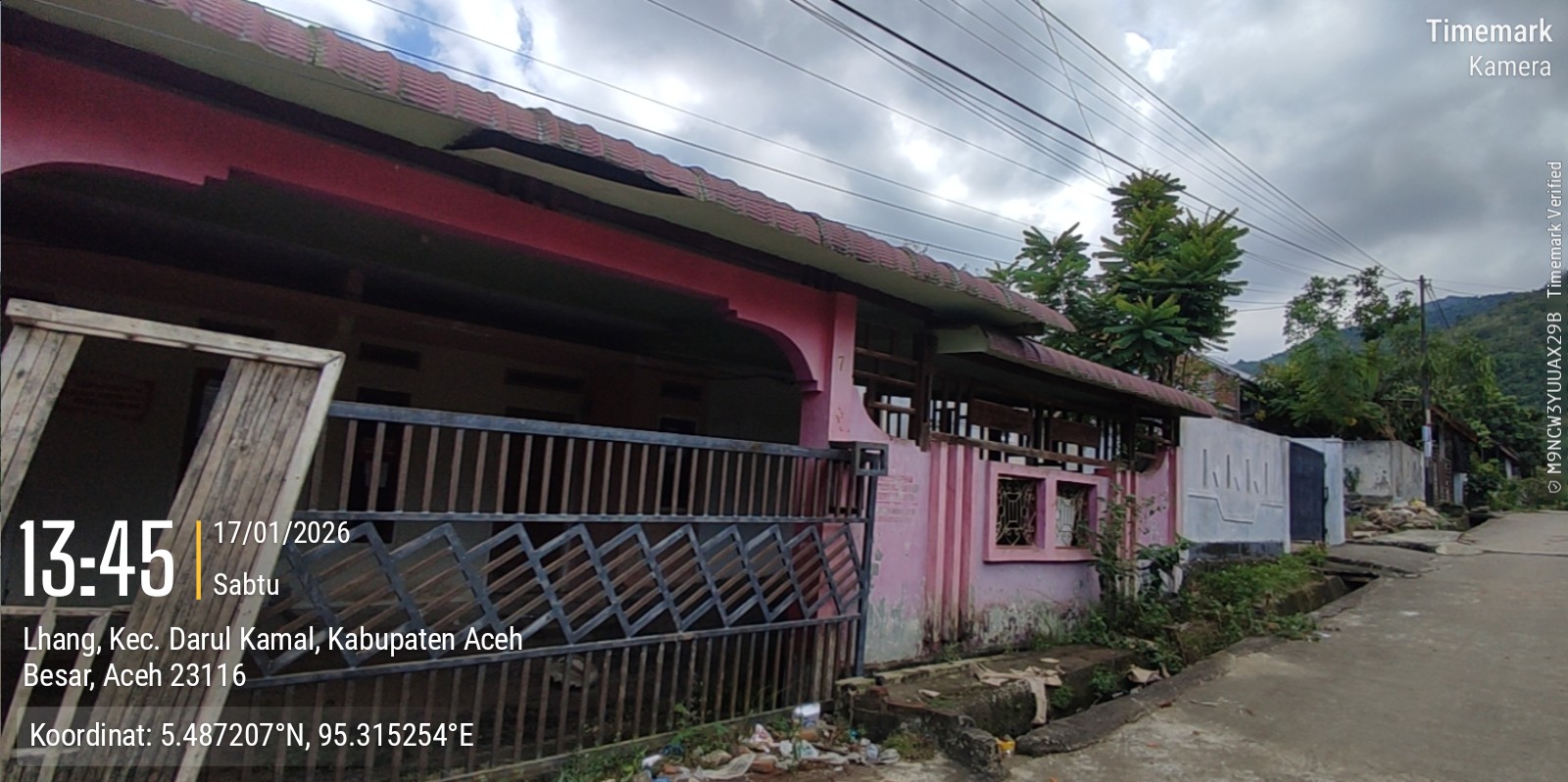 Foto Kunjungan - FOTO_AGUNAN