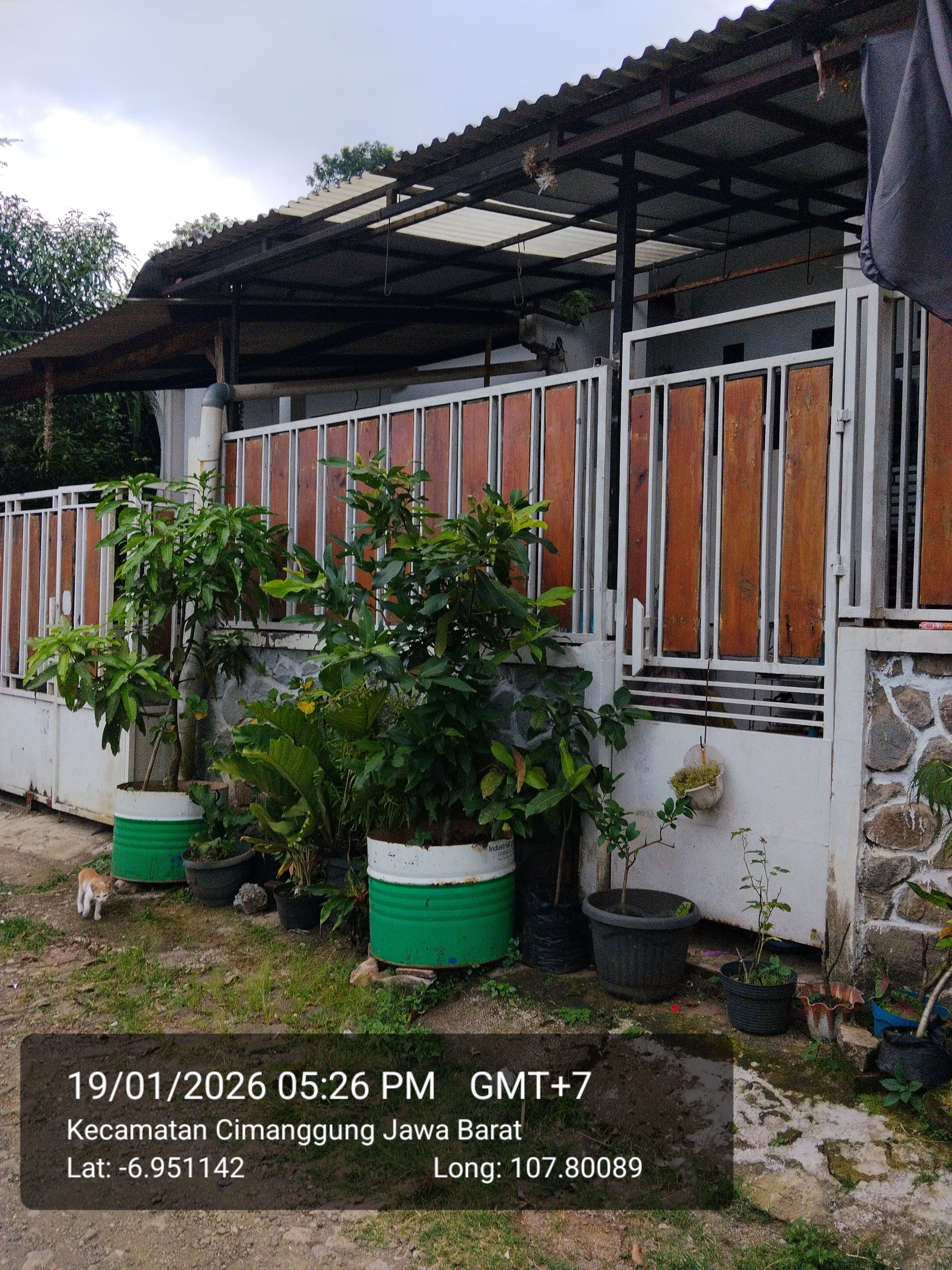 Foto Kunjungan - FOTO_TAMPAK_SAMPING