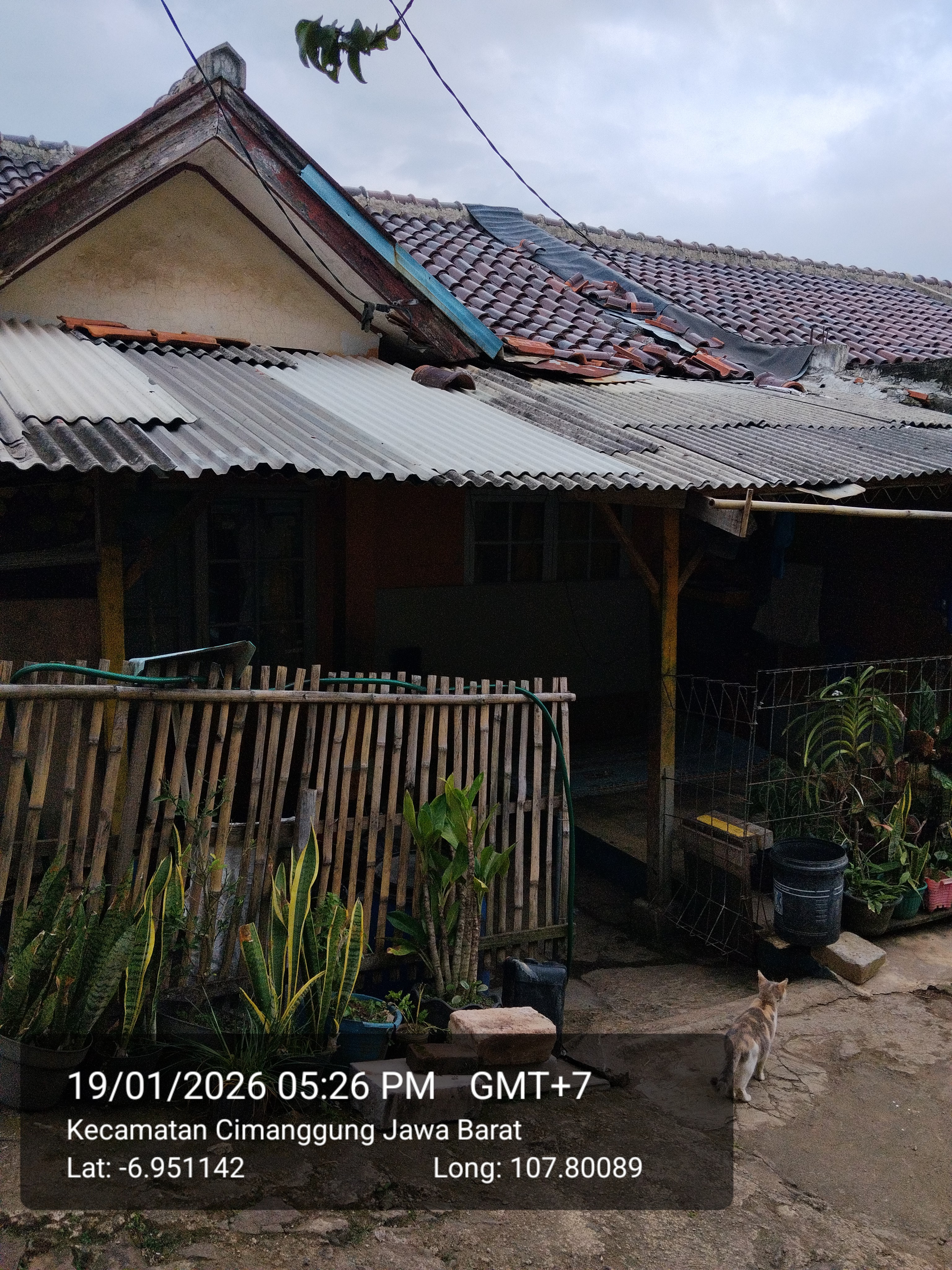 Foto Kunjungan - FOTO_TAMPAK_SAMPING