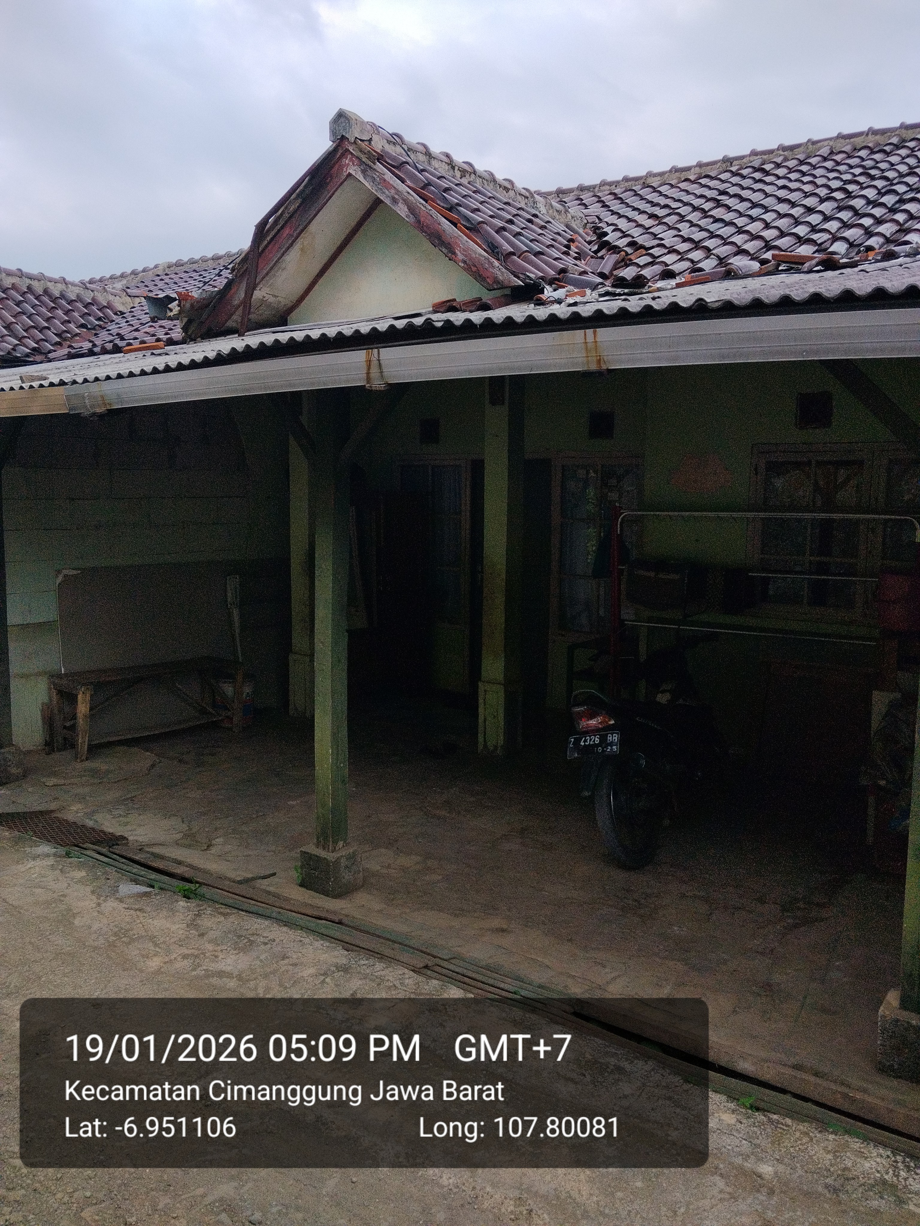 Foto Kunjungan - FOTO_TAMPAK_SAMPING