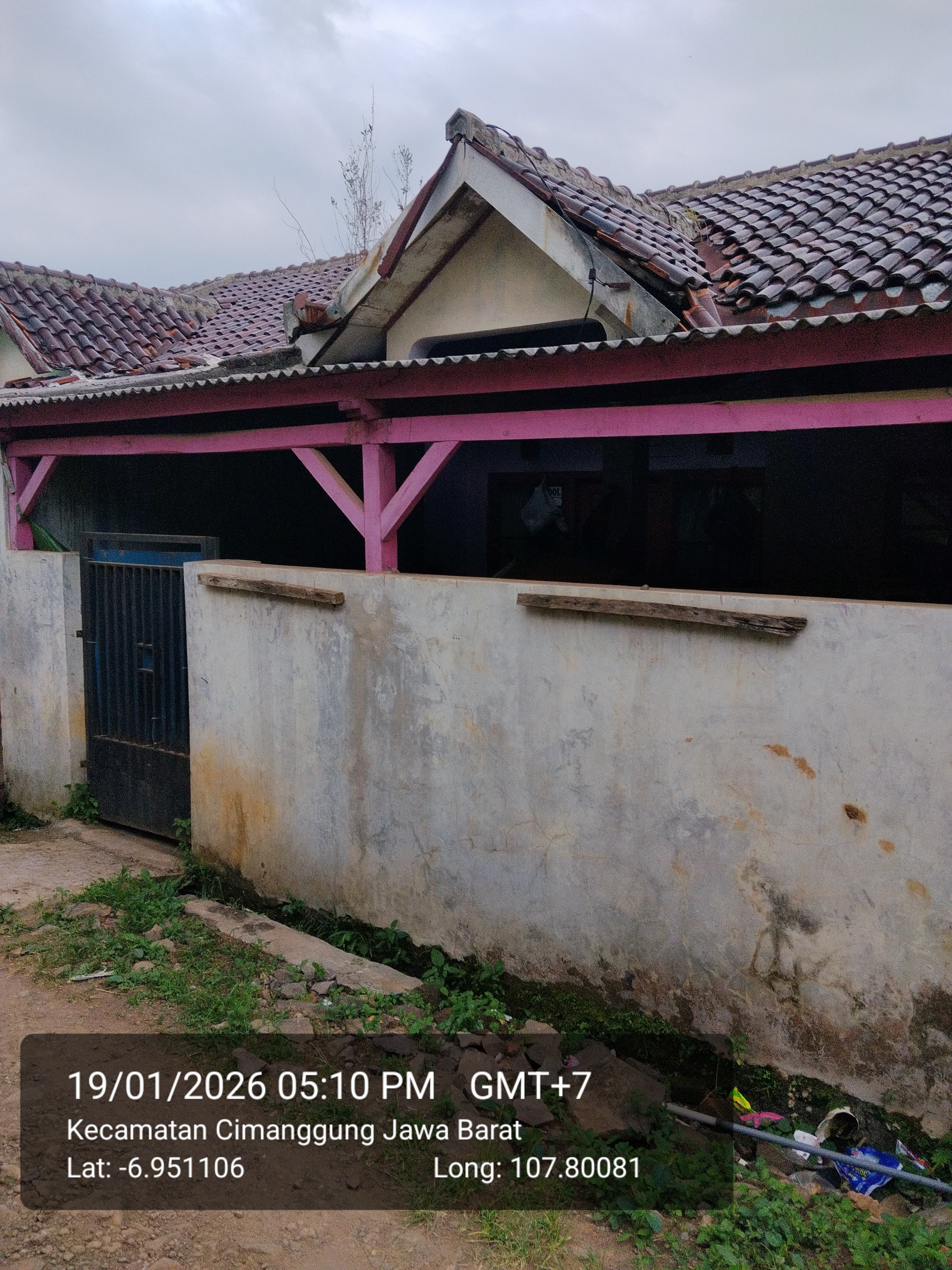 Foto Kunjungan - FOTO_TAMPAK_SAMPING