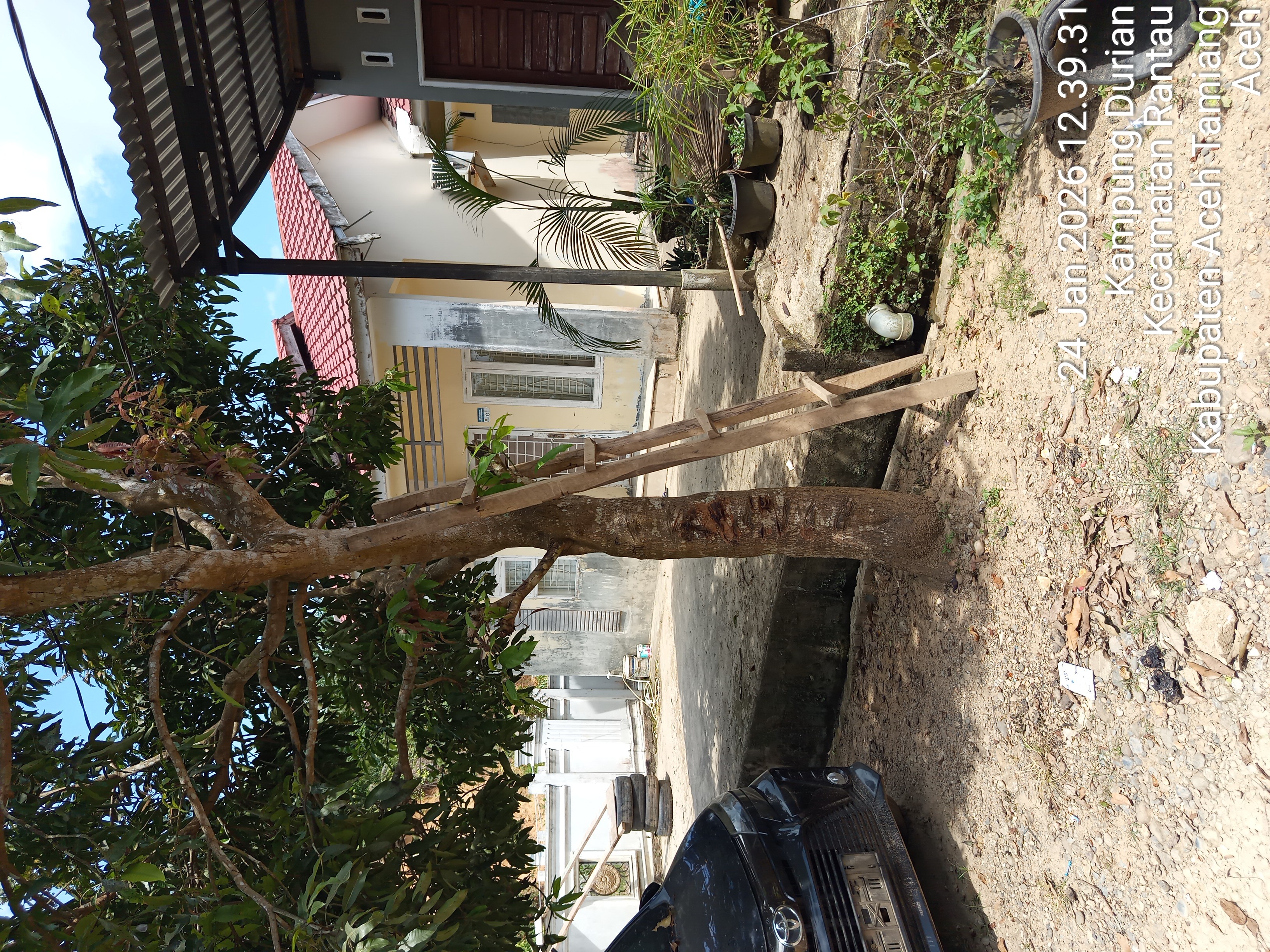 Foto Kunjungan - FOTO_TAMPAK_SAMPING