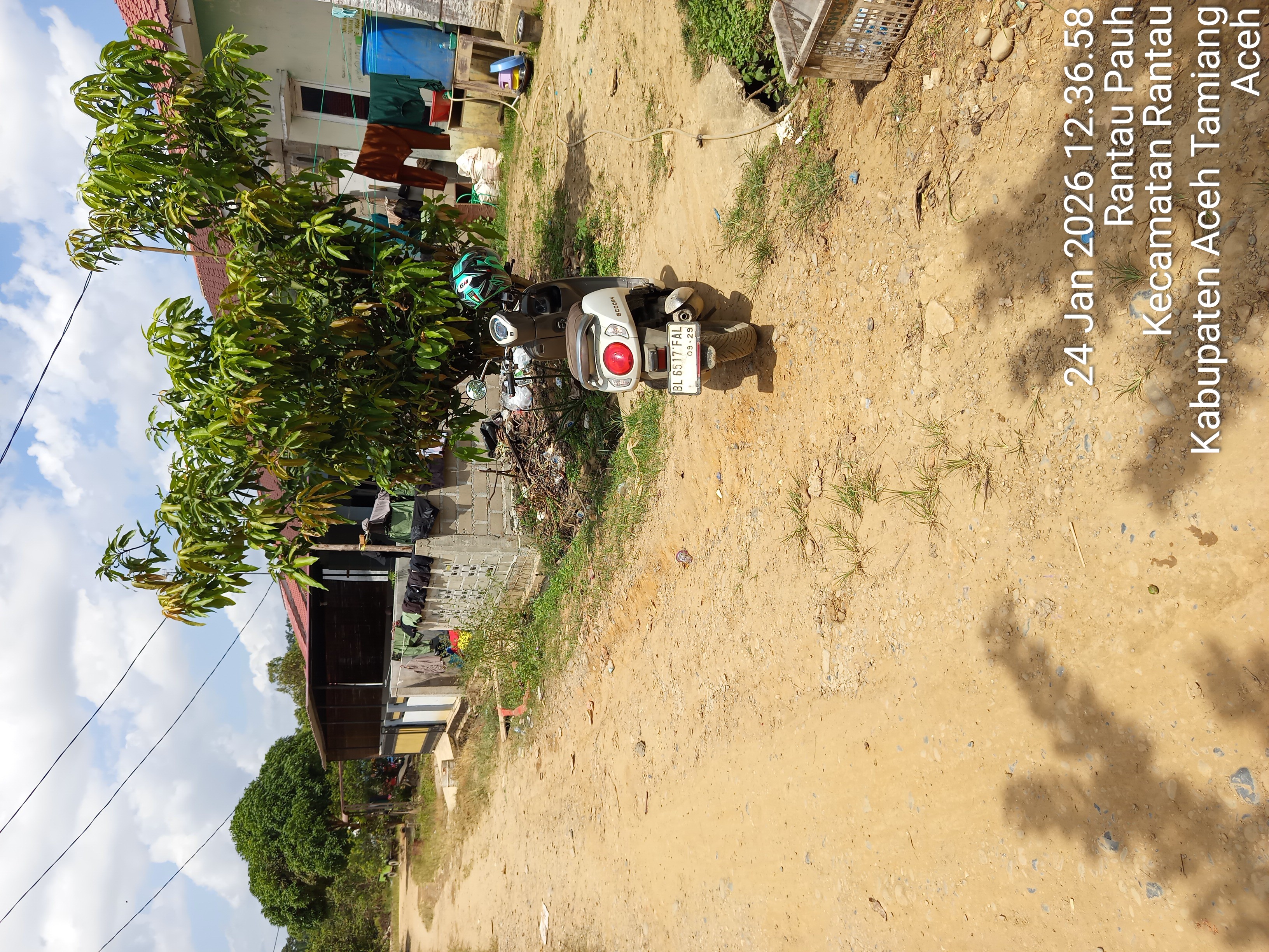 Foto Kunjungan - FOTO_JALAN